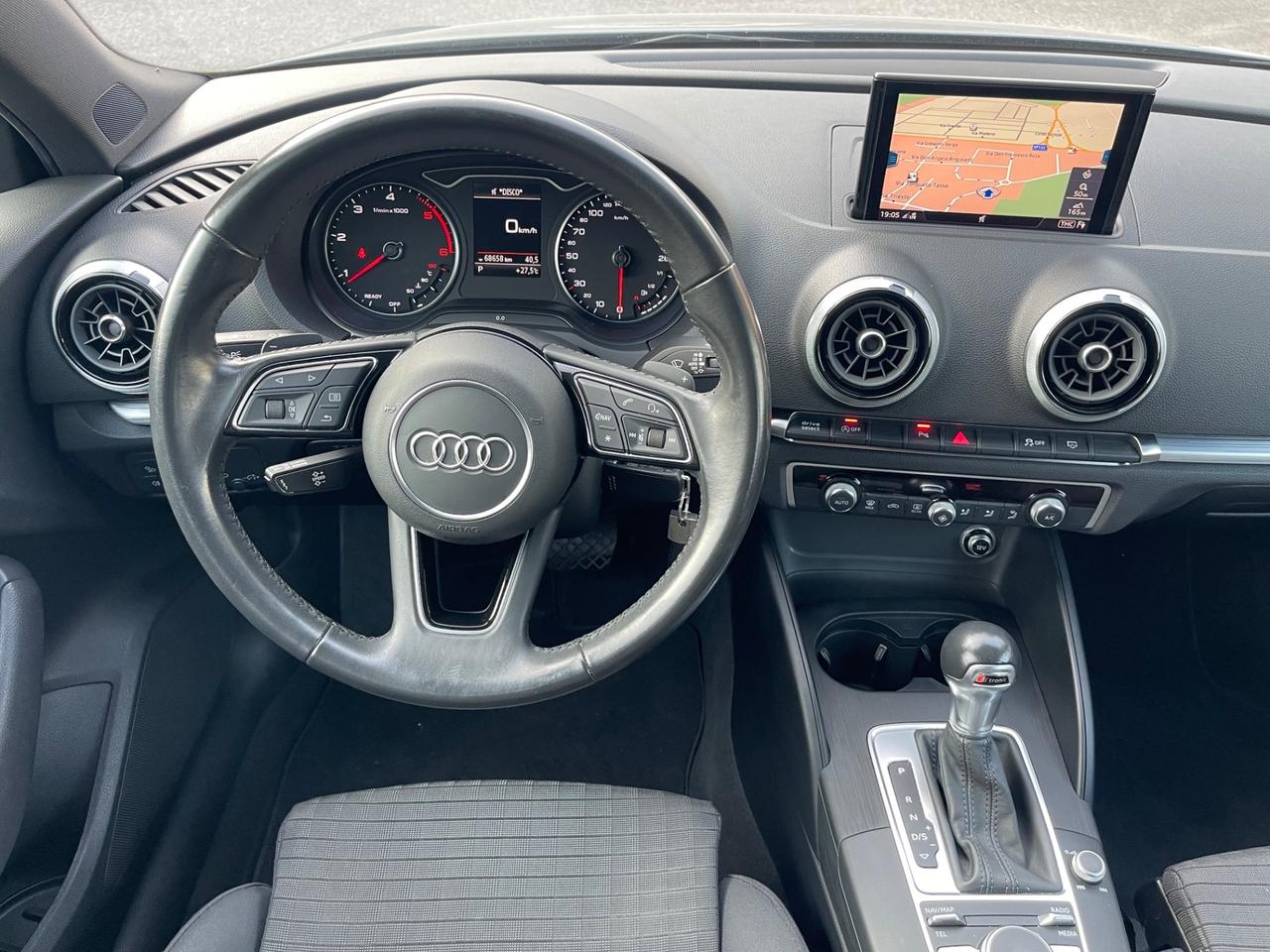 Audi A3 1.6 TDI 116 CV S tronic S-Line