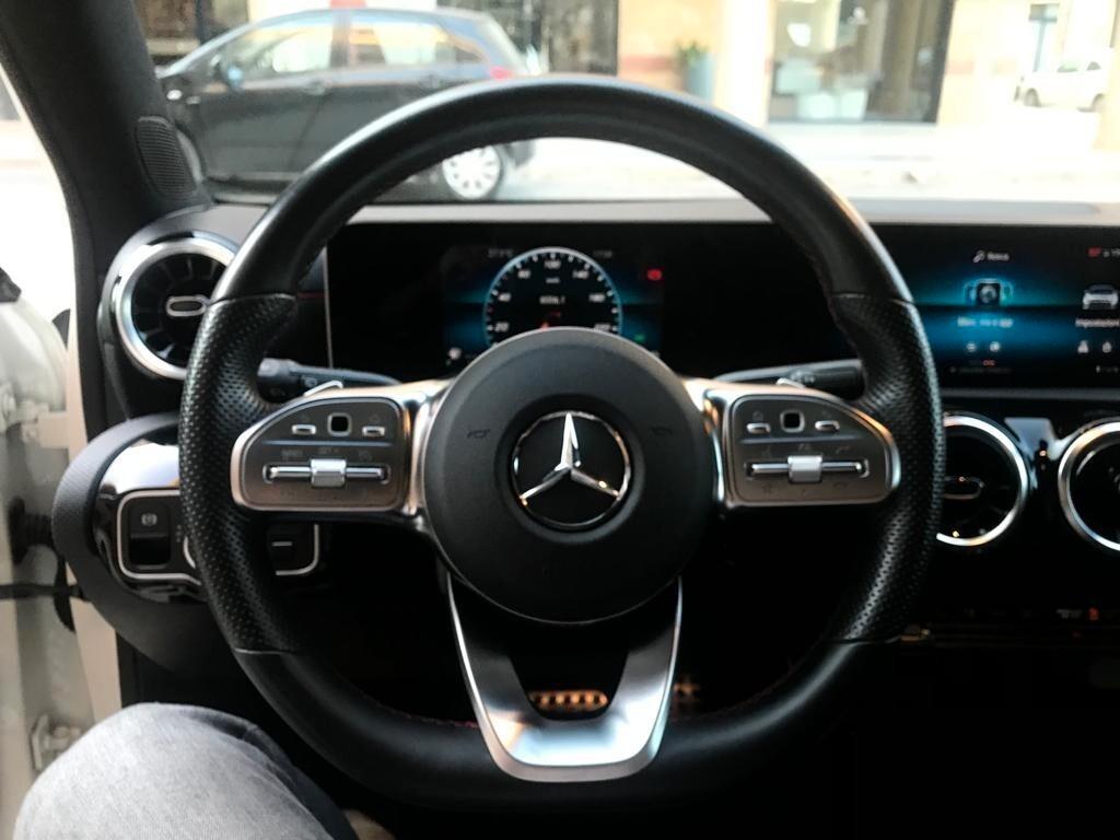 Mercedes-benz A 200 d Aut. PREMIUM PLUS AMG NIGHT PACKET TETTO LED NAVY 18
