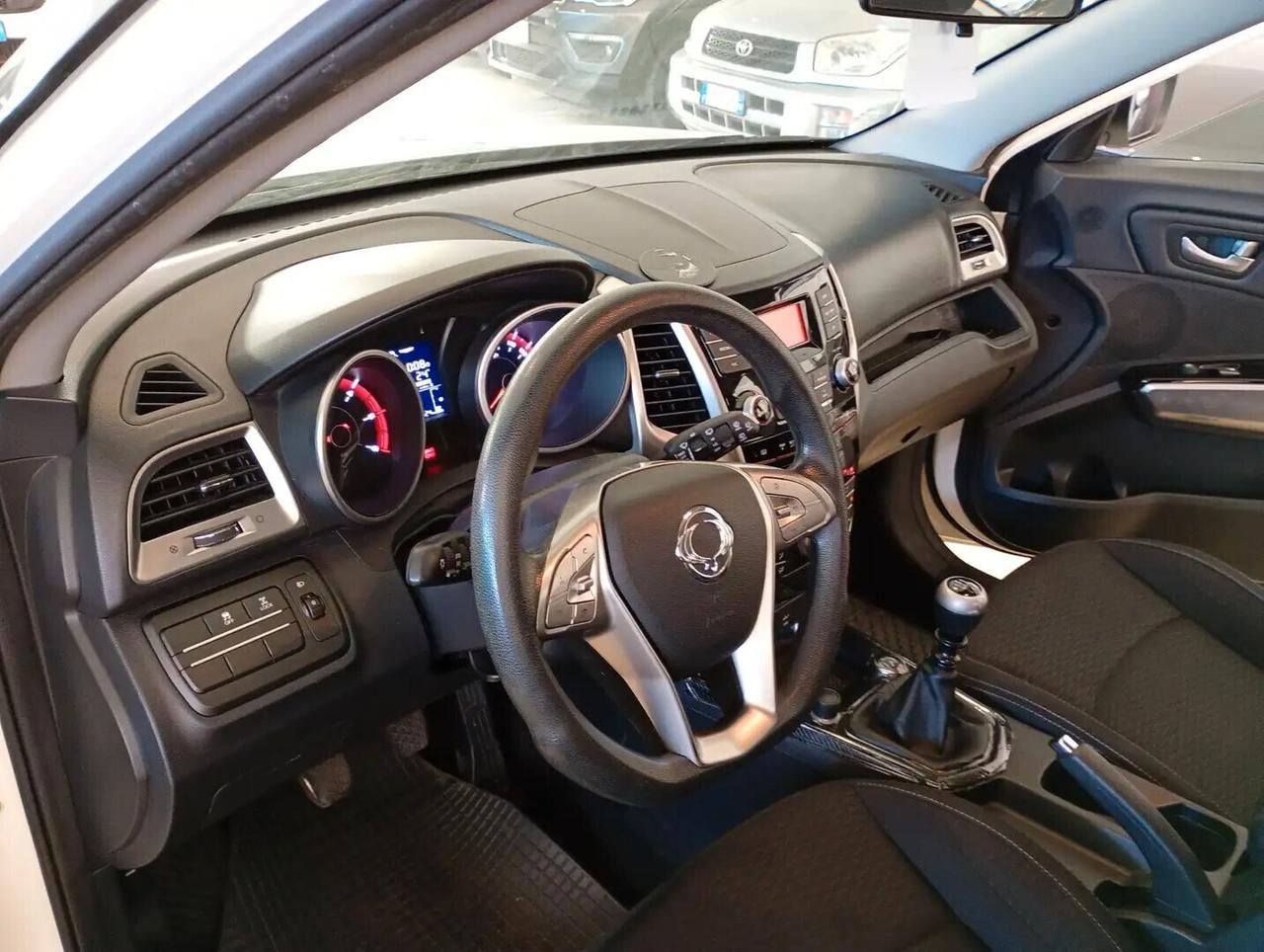 Ssangyong Tivoli 1.6d 4x4 Go