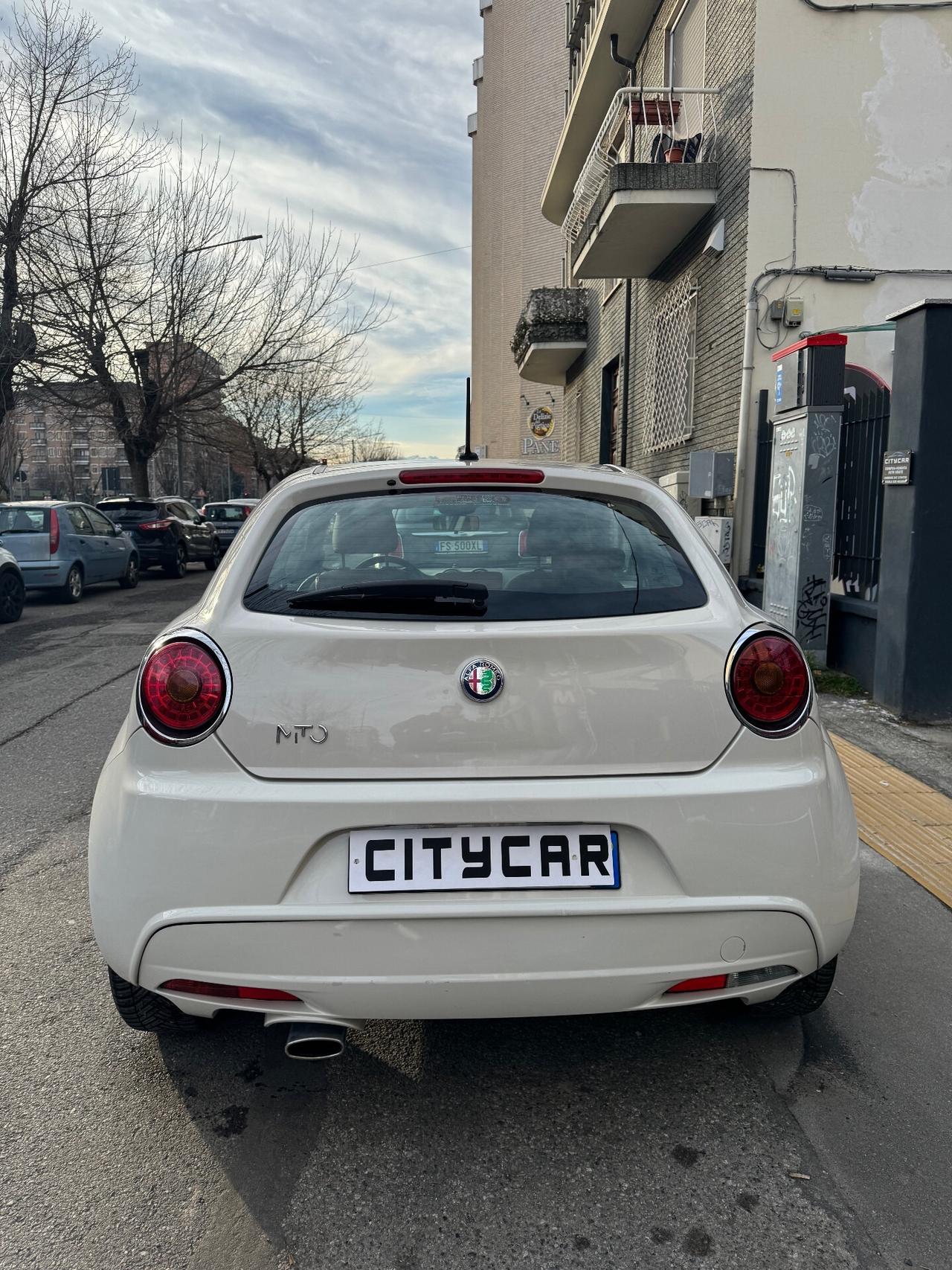 Alfa Romeo MiTo 1.4 78 CV Distinctive pelle Frau