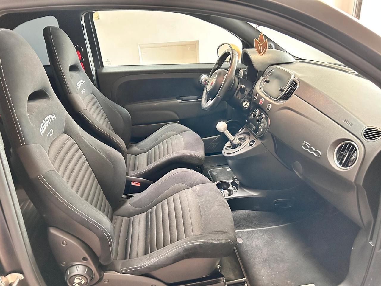 Abarth 595 1.4 Turbo T-Jet 165 CV Scorpioneoro