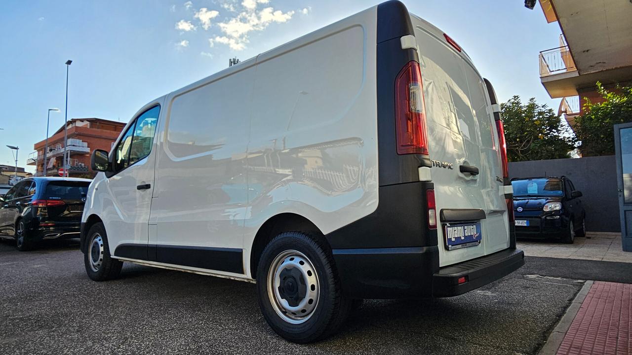 Renault Trafic T29 2.0 dCi 120CV PC-TN KOMFORT L1 H1 UNIPRO TAGL UFF