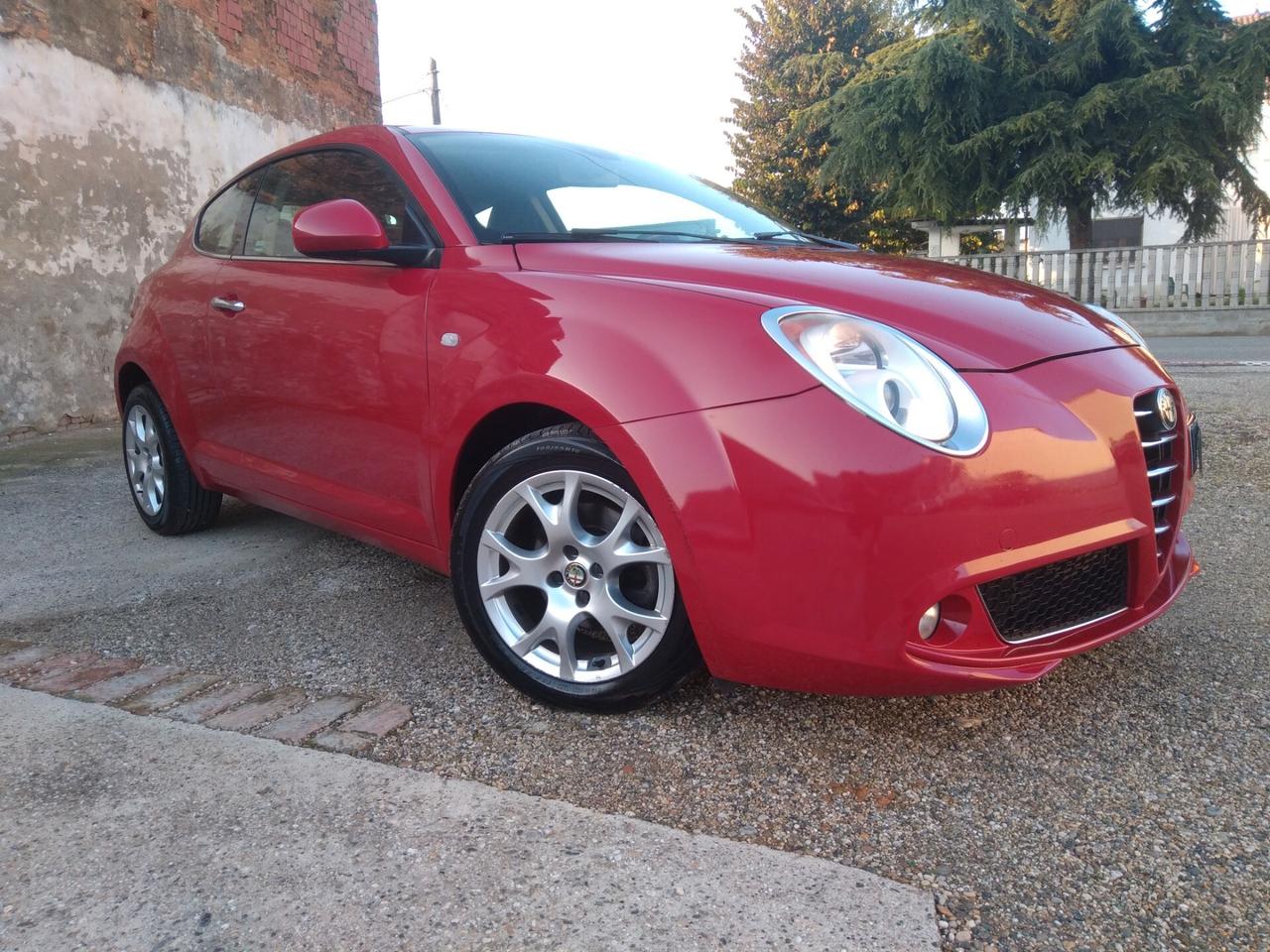 Alfa Romeo MiTo 1.3 JTDm-2 95 CV S&S Distinctive Sport Pack