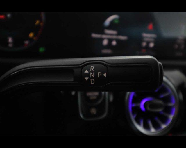 MERCEDES-BENZ CLA 180 Automatic Shooting Brake Premium