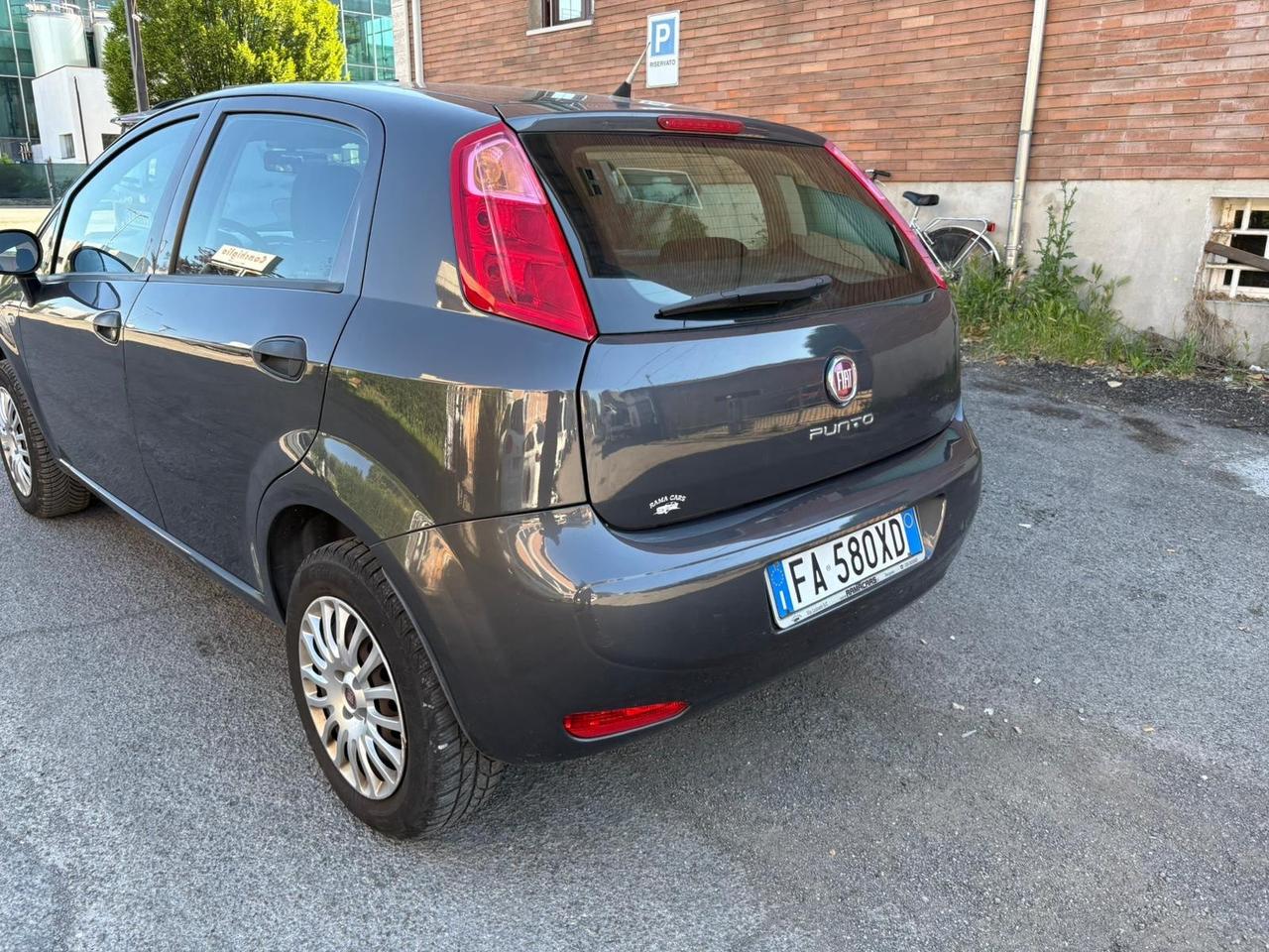 Fiat Punto 1.4 8V 5 porte Natural Power Lounge