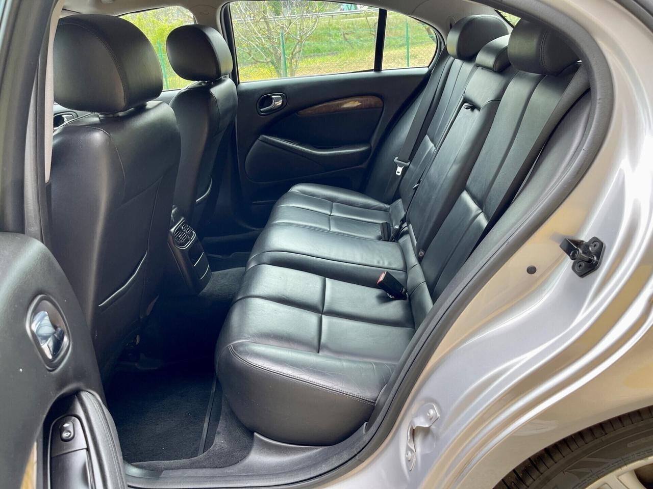 Jaguar S-Type 2.7D 152kw V6 UNICO PROPRIETARIO 12-