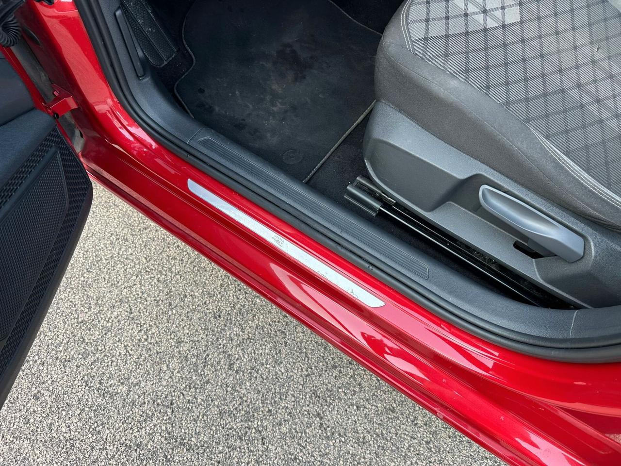 Taigo 1.0 TSI 110 CV DSG R-Line