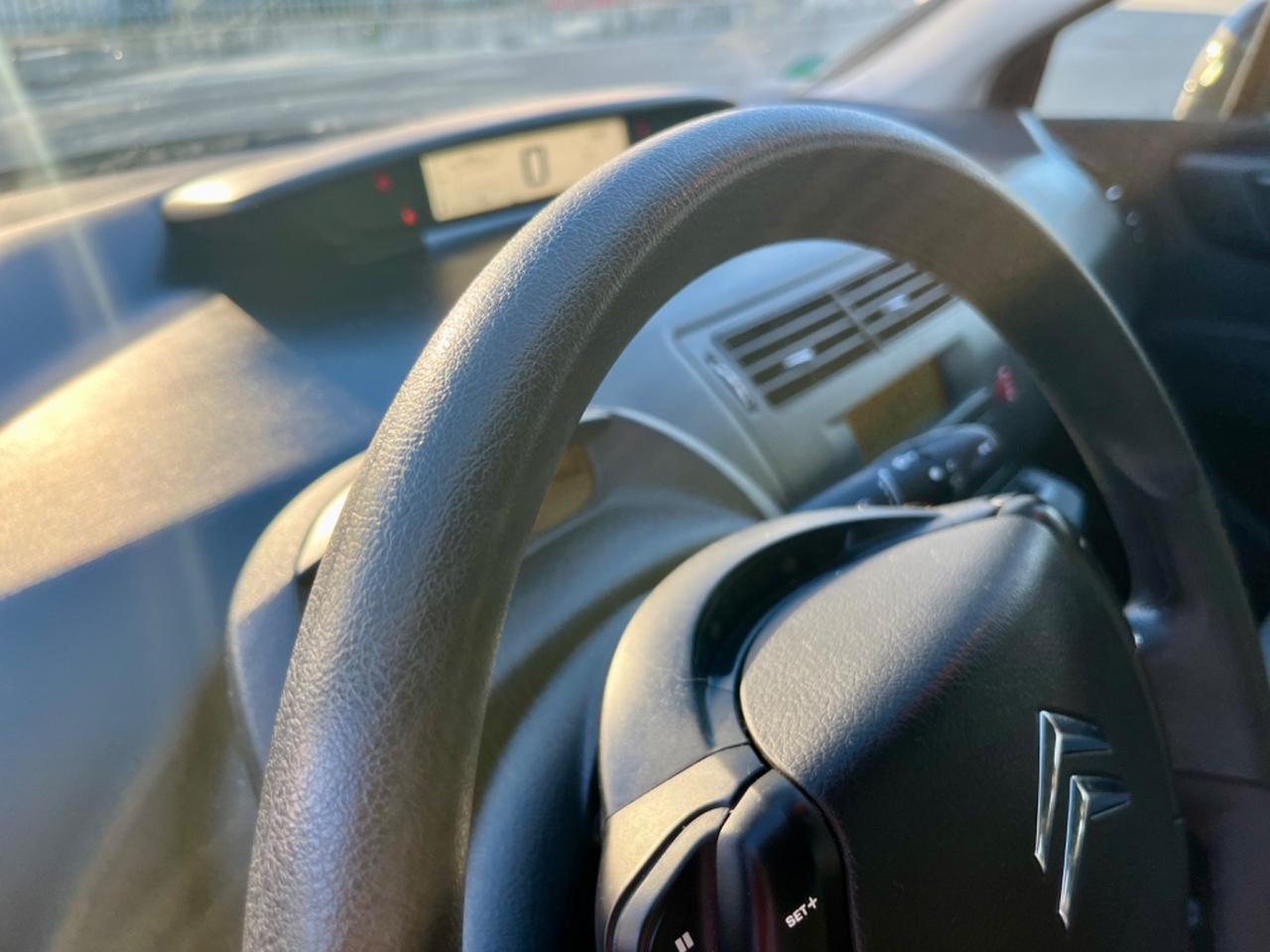 Citroen C4 1.4benz 2006 58.000km pari al nuovo