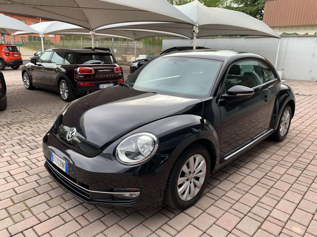 Volkswagen Maggiolino Maggiolino 1.6 tdi Design 105cv