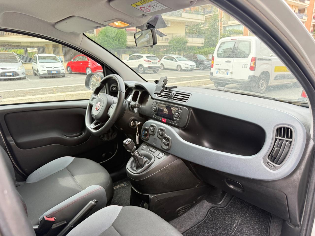Fiat Panda 1.2 Lounge LED PDC CERCHI 15