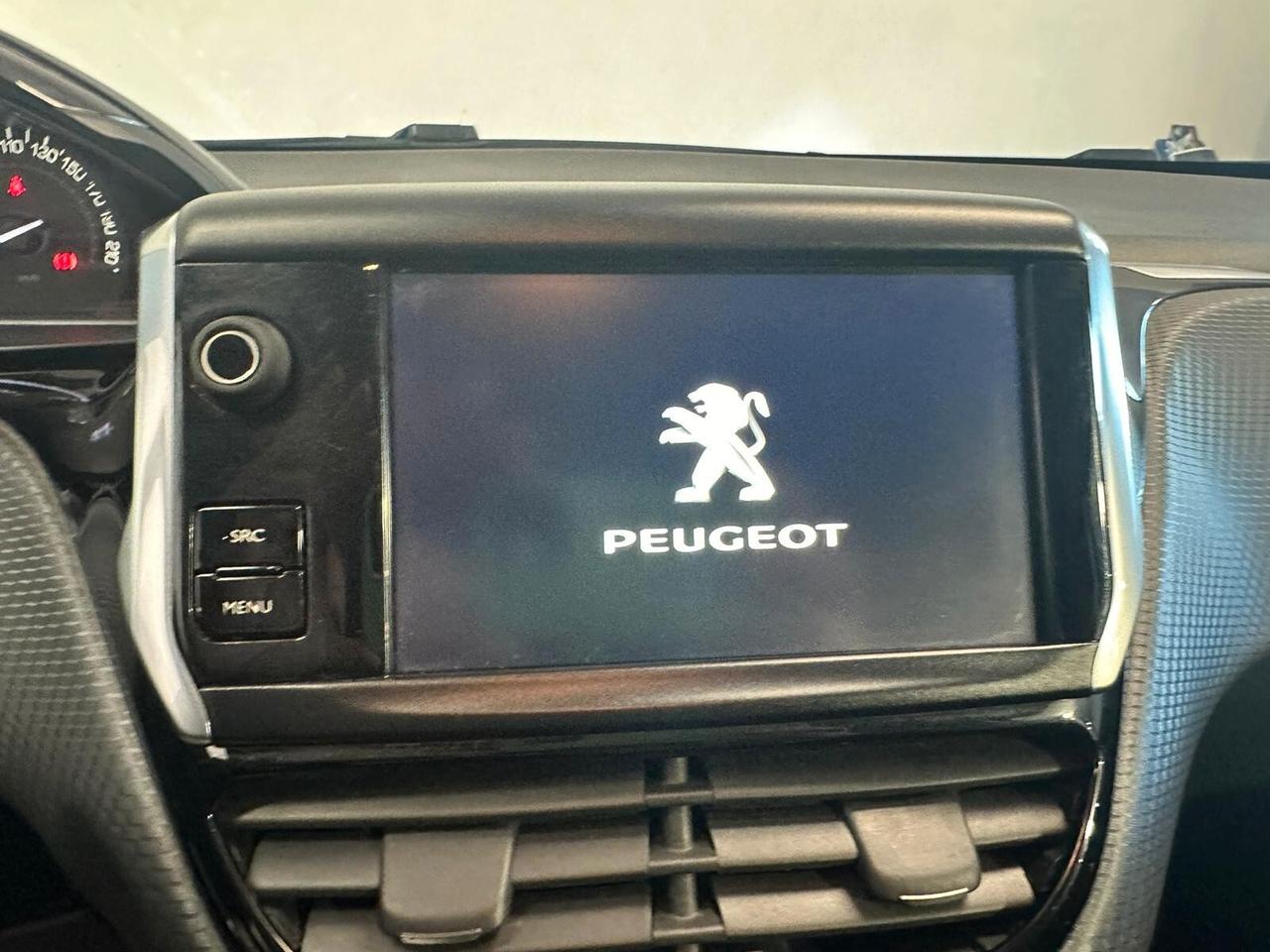 Peugeot 208 GPL PureTech 82 Signature