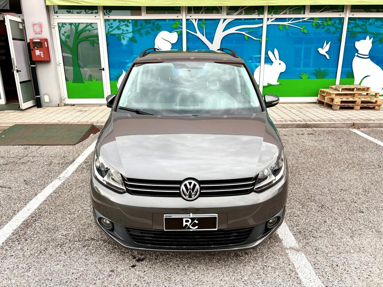 Volkswagen Touran 1.6 TDI 7 posti Neopatentati
