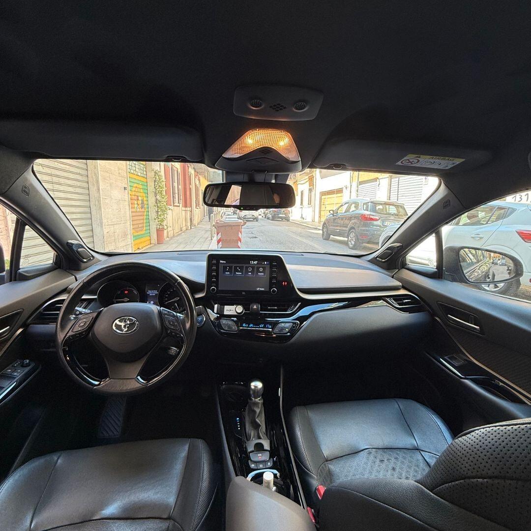 Toyota C-HR 1.8 Hybrid E-CVT Black Edition
