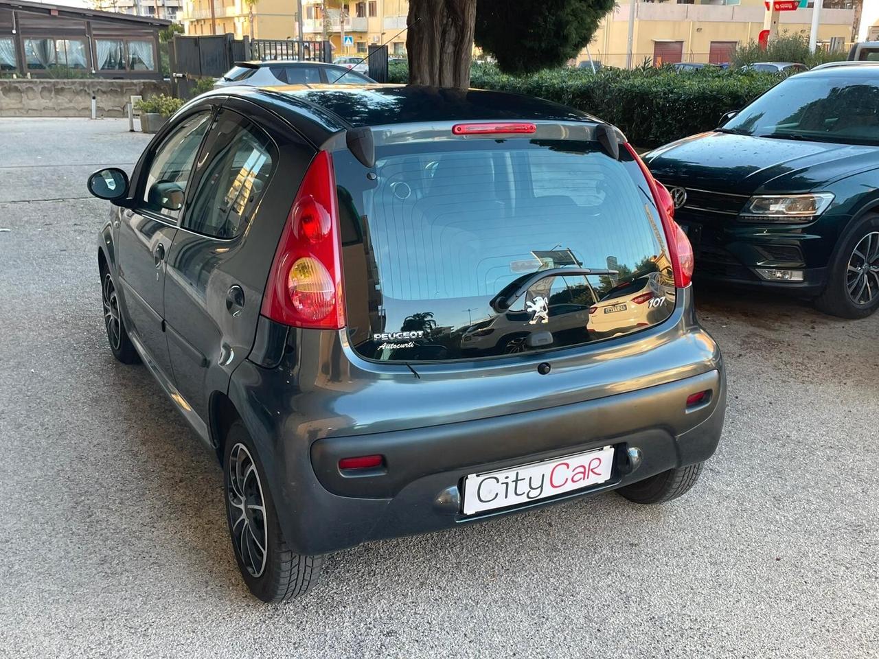 Peugeot 107 1.0 68CV 5p. Sweet Years