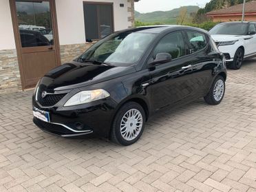 Lancia Ypsilon 1.2 69 CV 5 porte Gold 2017