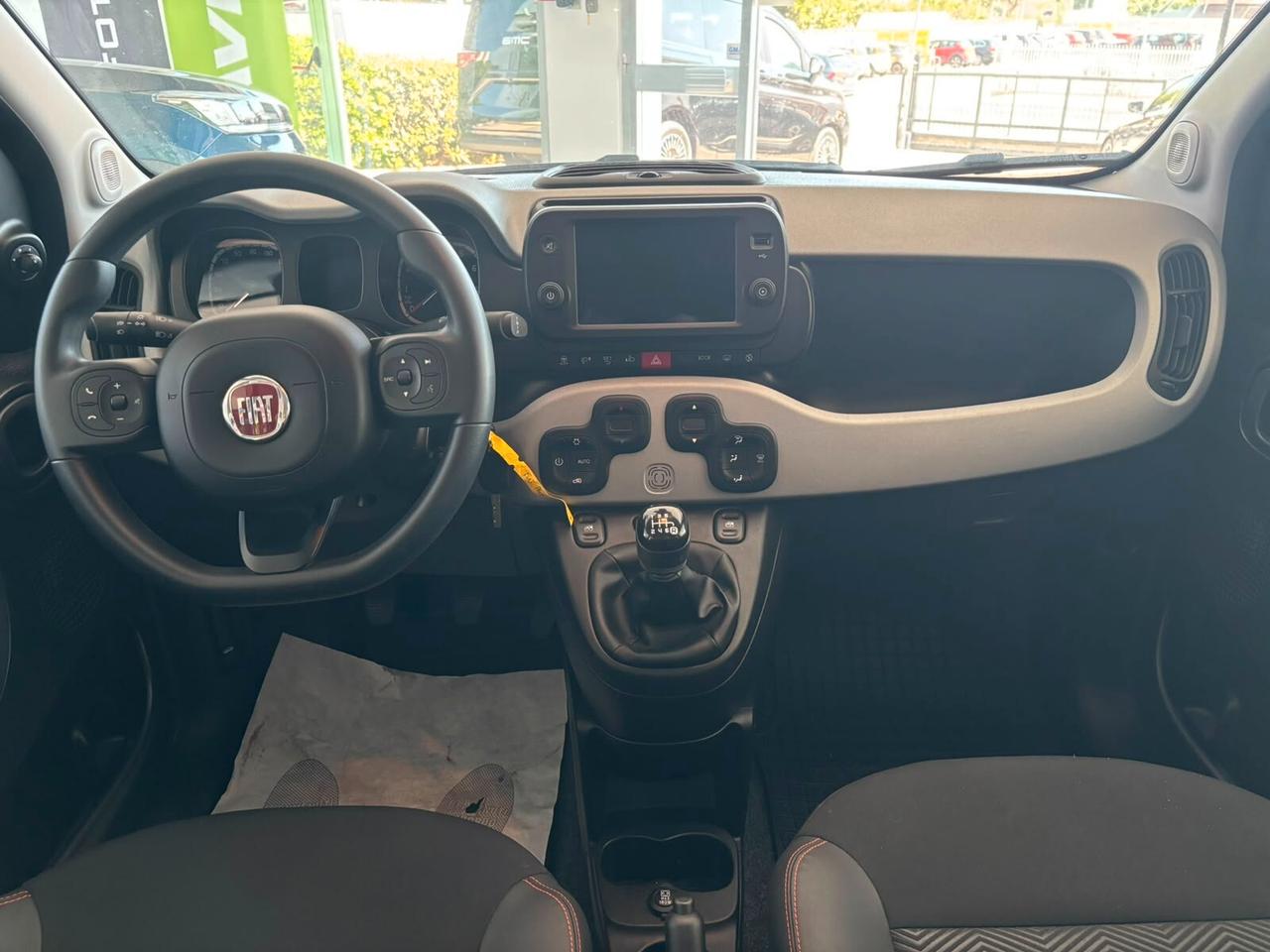 Fiat Panda 1.0 FireFly S&S Hybrid Garmin