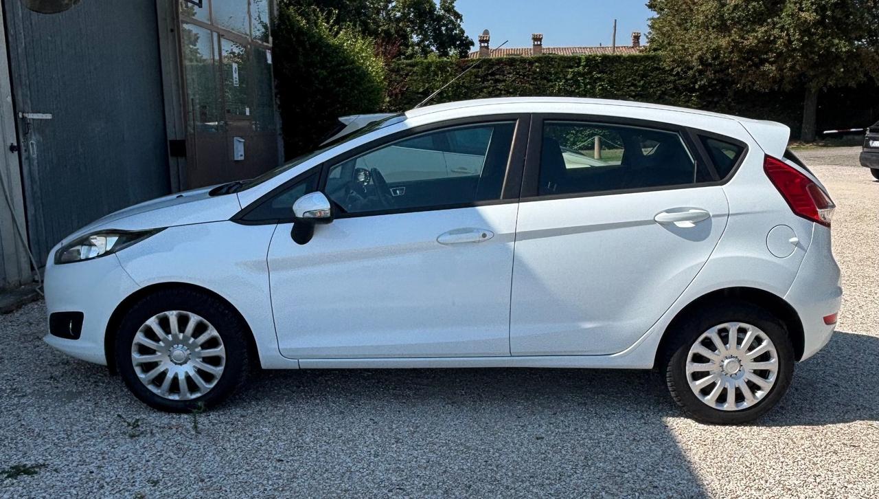 Ford Fiesta 1.4 5p. Bz.- GPL Titanium