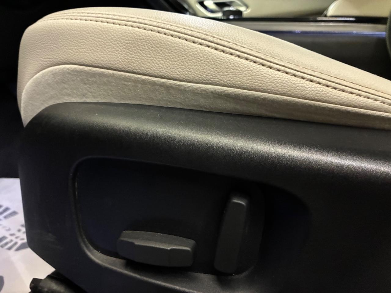 Land Rover Velar 2.0 td4 Tetto Panorama 180cv Aziendale
