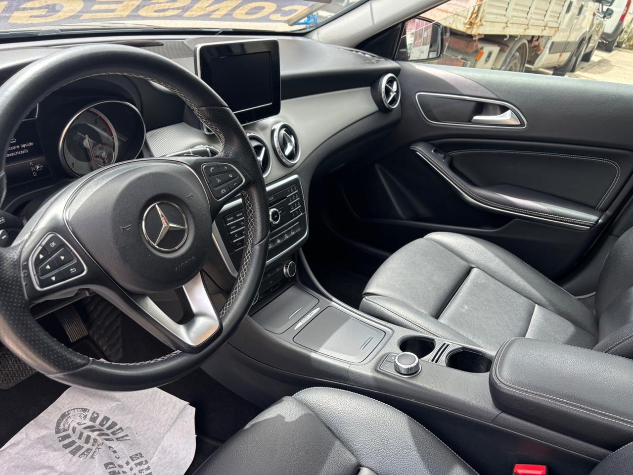 Mercedes-benz GLA 200 GLA 200 d Automatic Enduro Activity