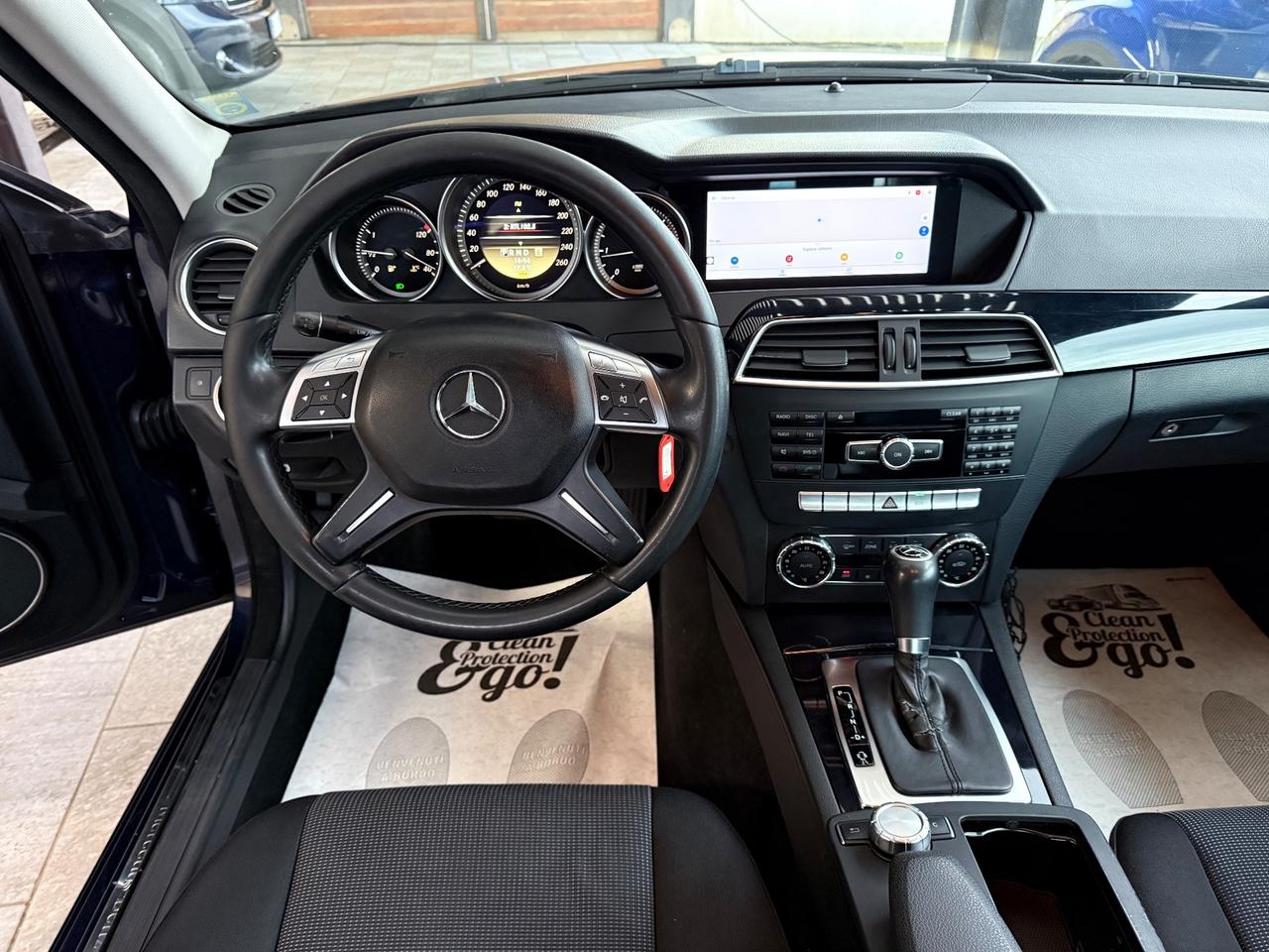 Mercedes-benz C 220 CDI BlueEFFICIENCY Avantgarde