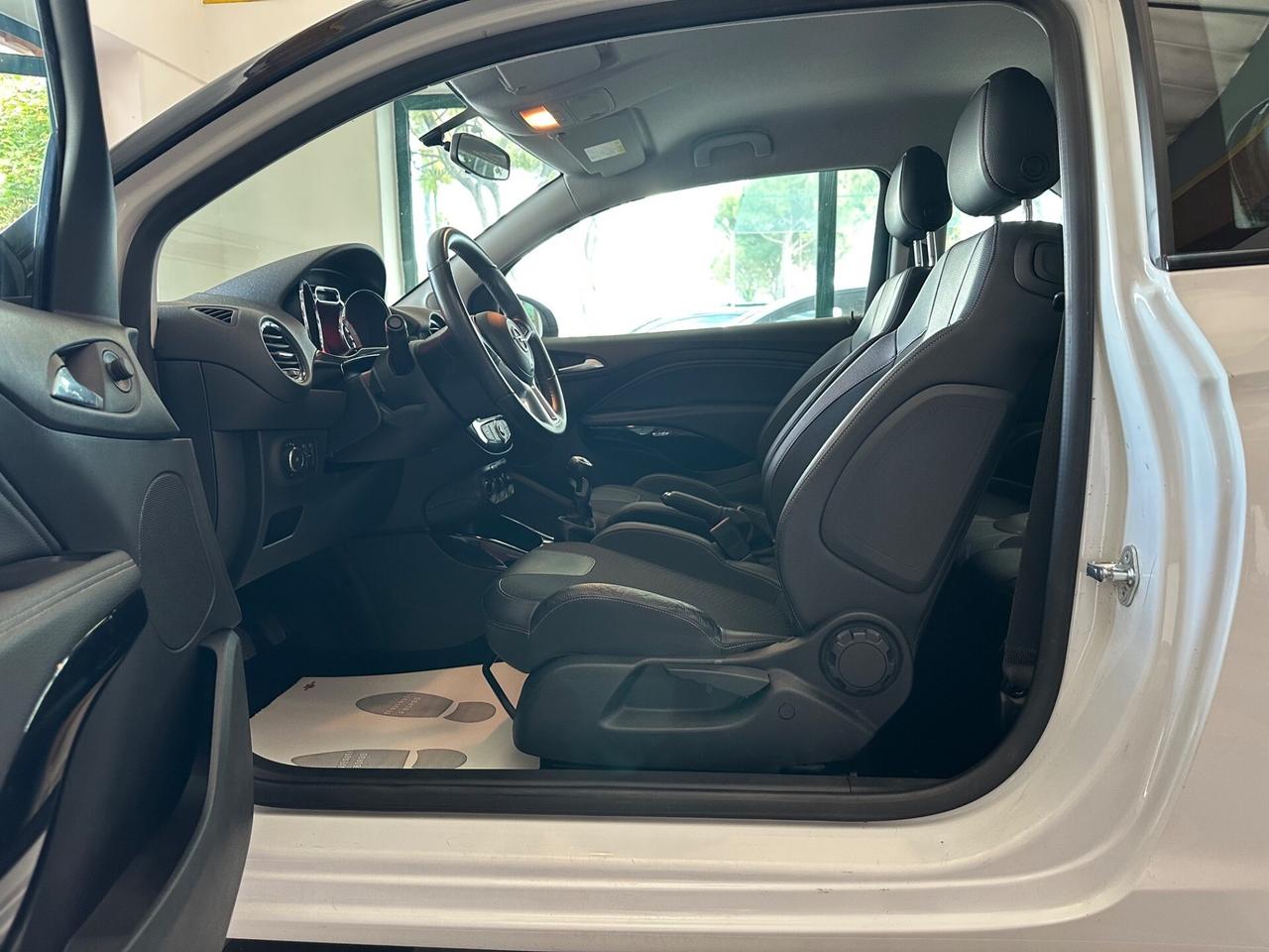 Opel Adam 1.4 87 CV GPL Tech Jam