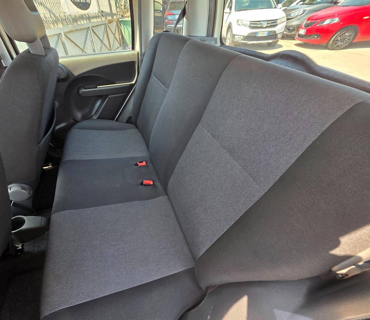 Fiat Panda 1.3 MJT 16V DPF 4x4 Climbing