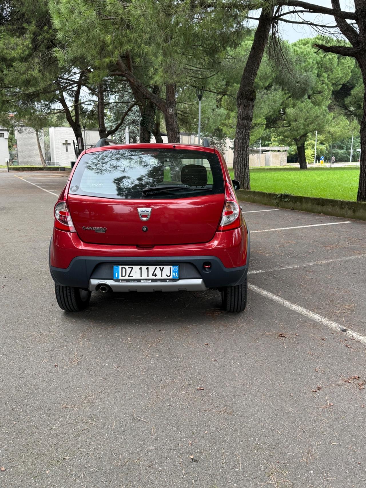 Dacia Sandero Stepway 1.6 8V 90CV