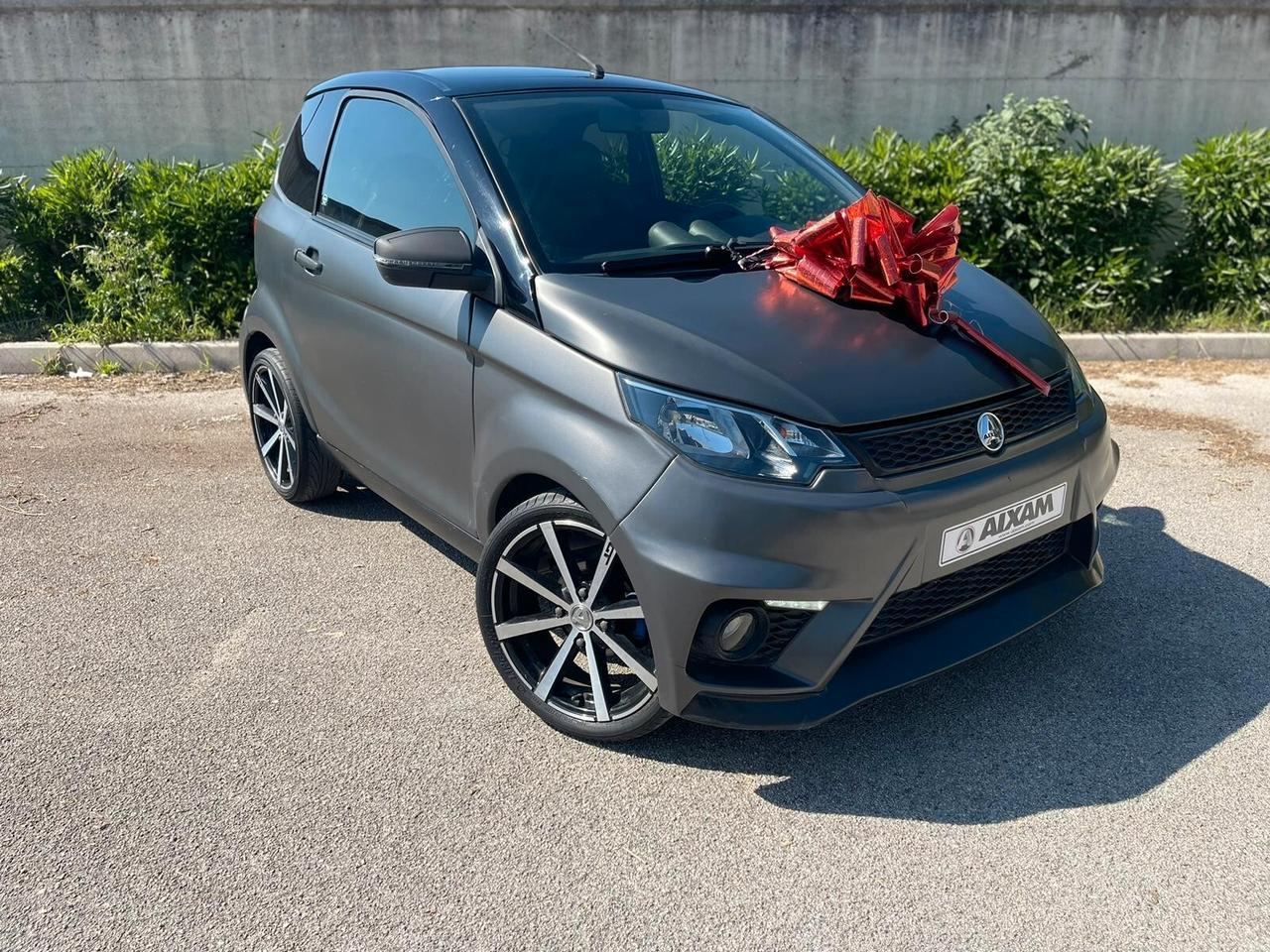 Minicar Aixam GTO Carbon look Pronta Consegna