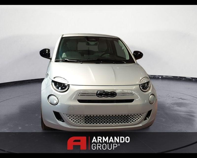 FIAT 500 (2020-->) Berlina Hybrid Icon