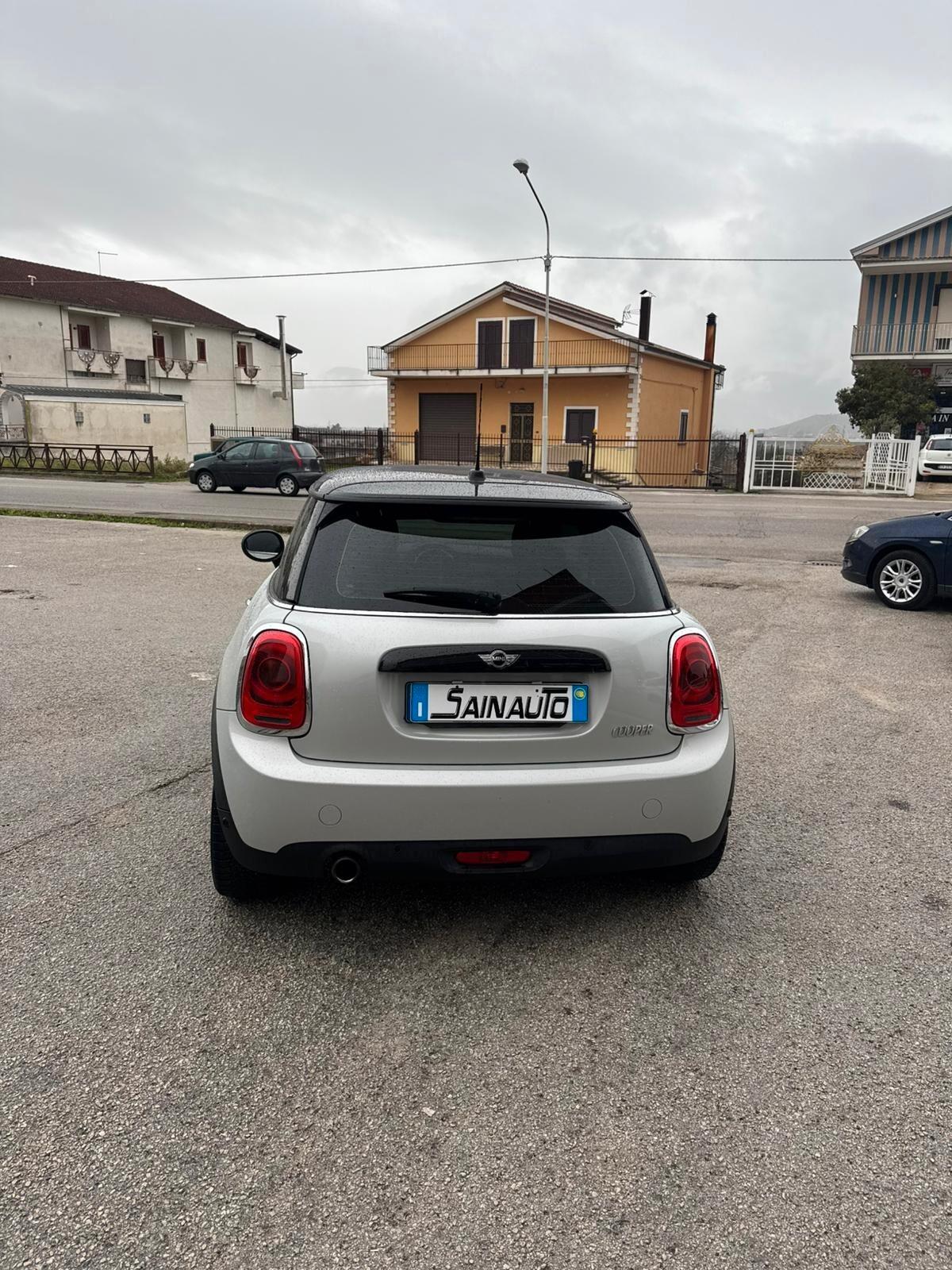 Mini 1.5 Cooper Hype GARANZIA