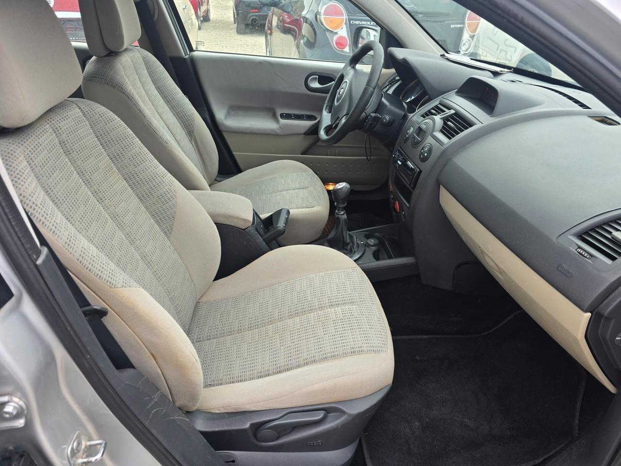 Renault Megane megan