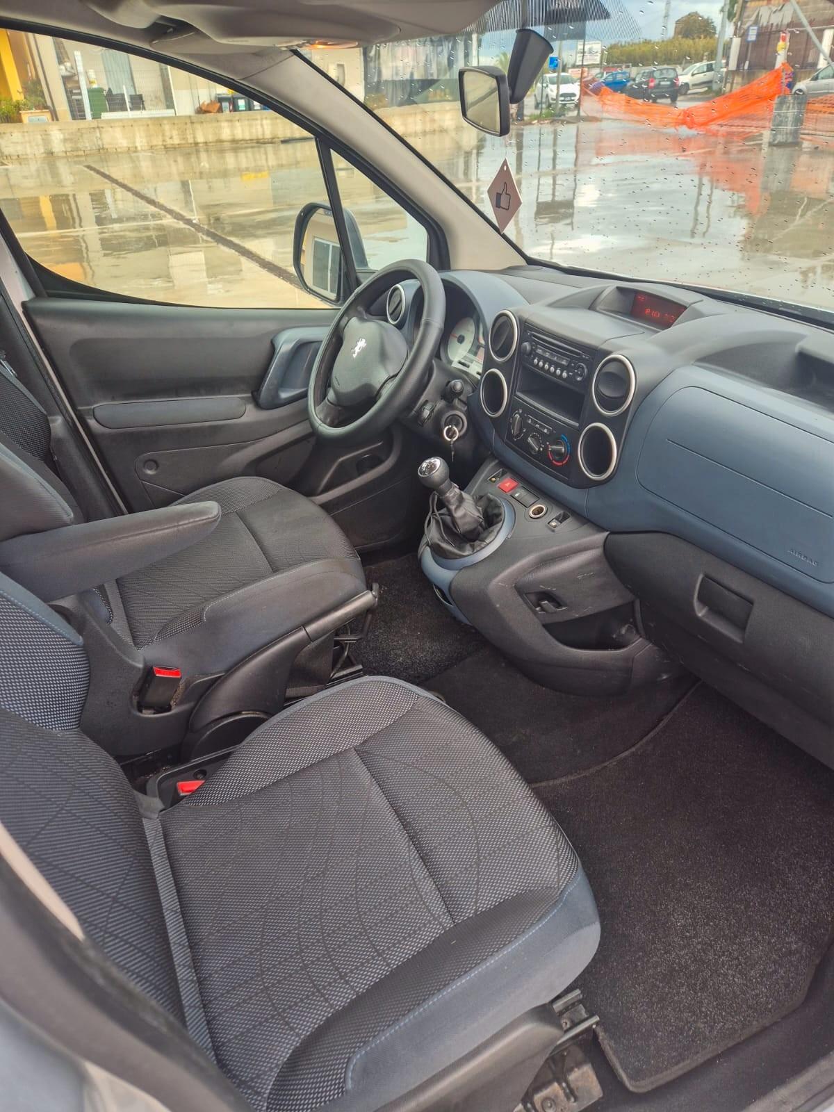 Peugeot Partner Tepee 1.6 HDi 112CV Premium