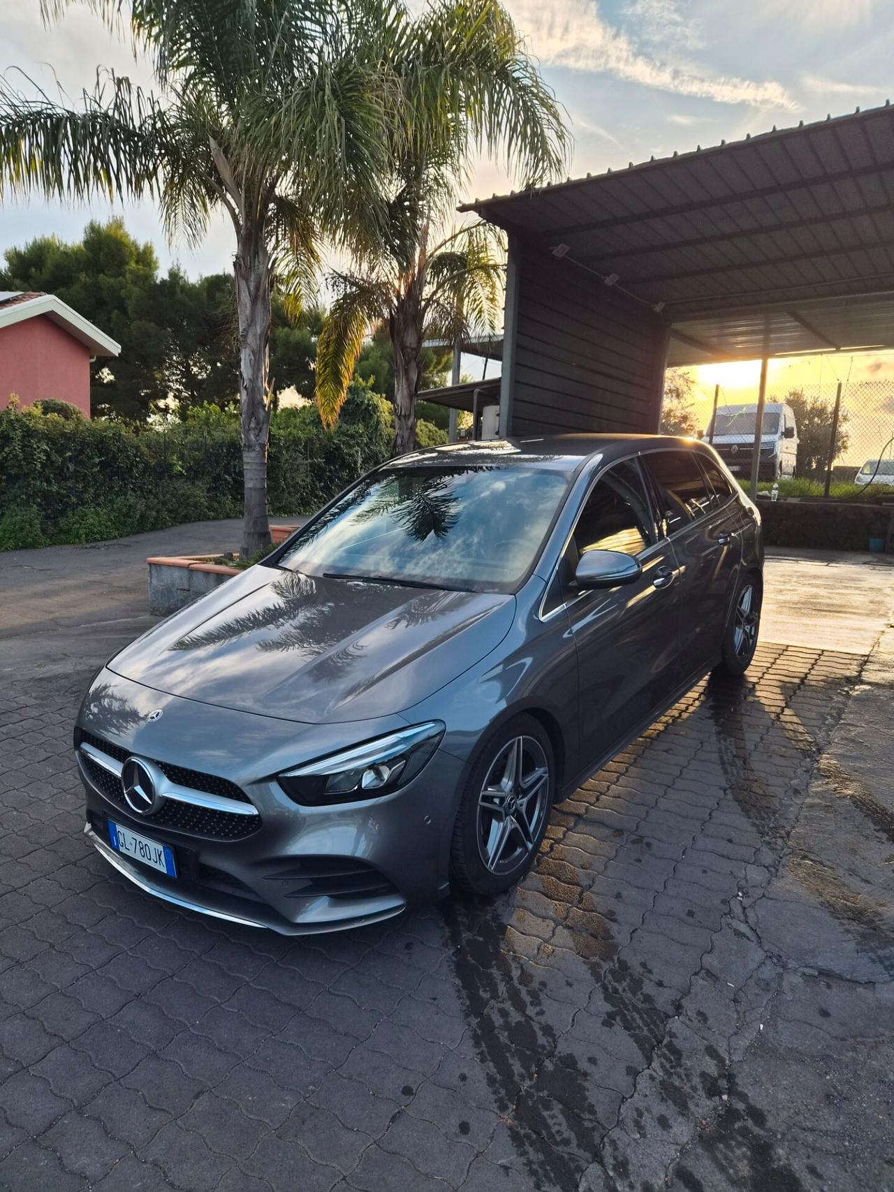 Mercedes-benz B 200 d Premium