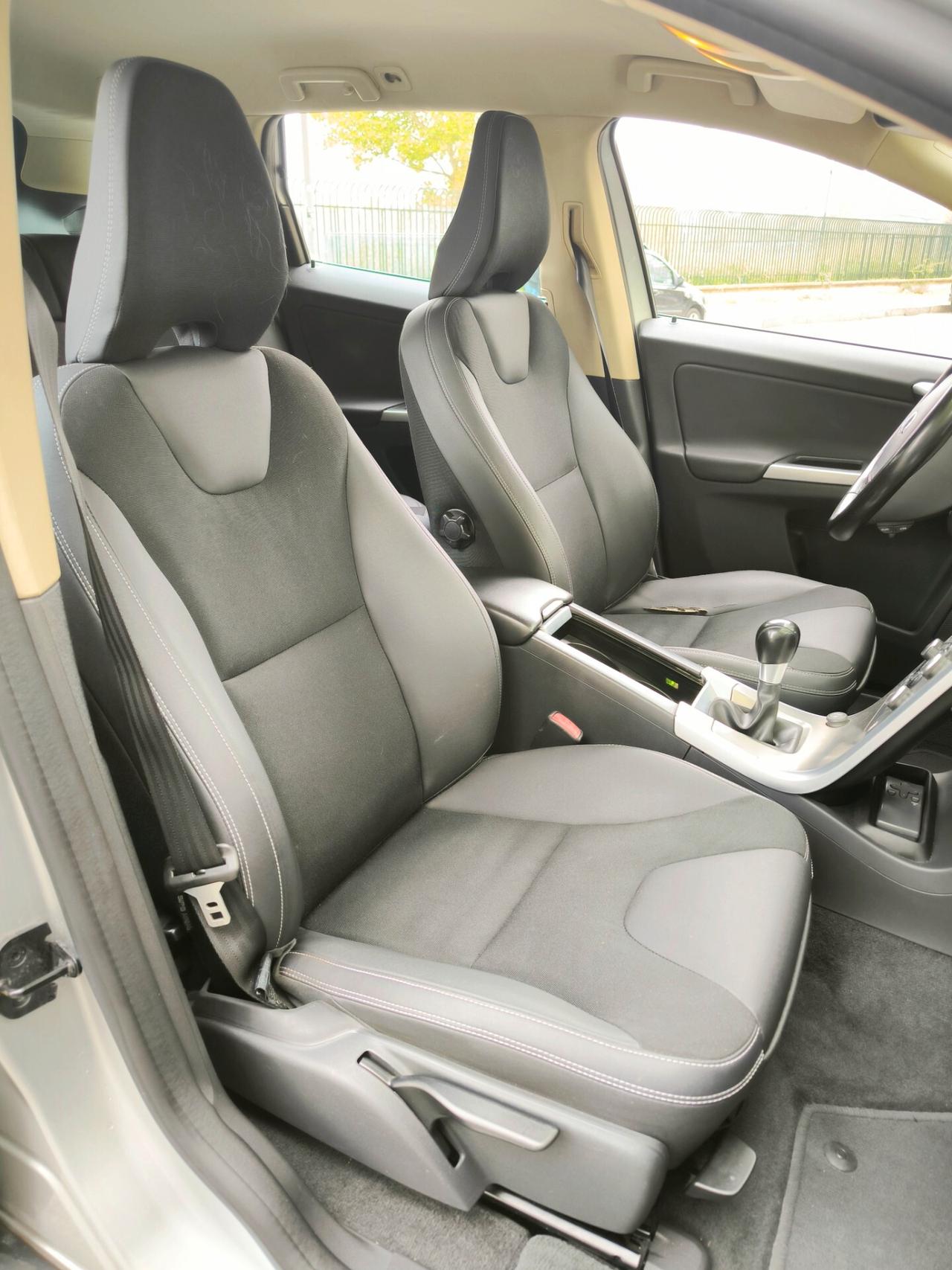 Volvo XC60 2.4 D 163 CV AWD Summum