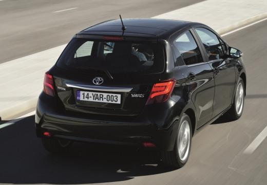 TOYOTA Yaris III 2015 - Yaris 5p 1.5h Active my16