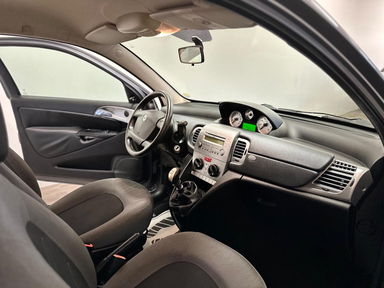 Lancia Ypsilon 1.2 GPL NEOPATENTATI