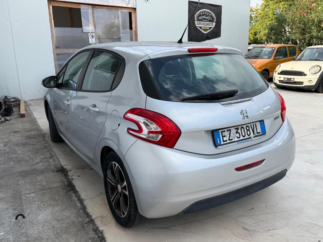Peugeot 208 1.4 VTi 95 CV 5p. GPL MOTORE ROTTO