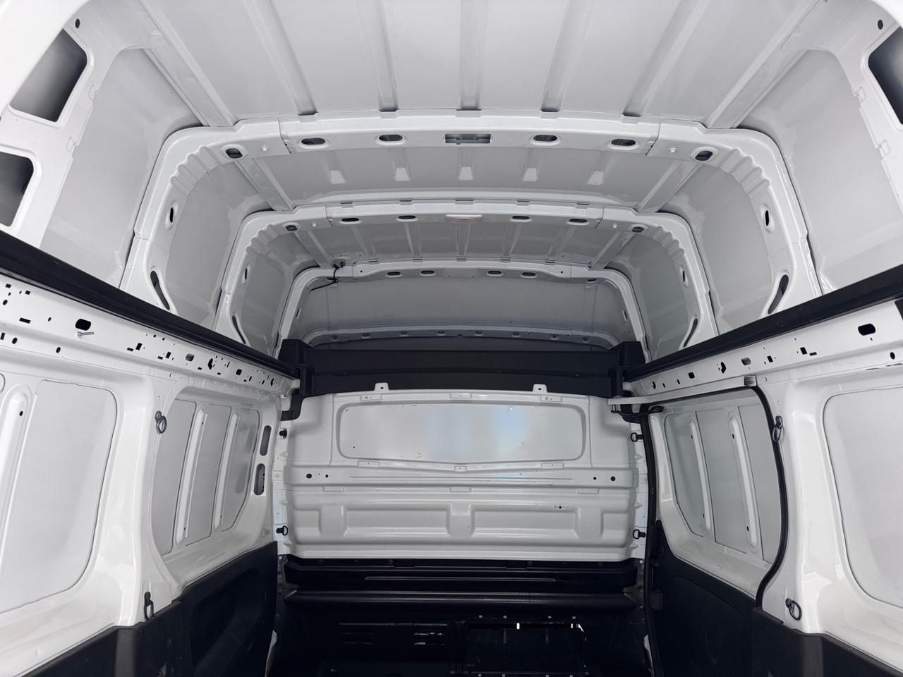 Nissan NV300 29 1.6 dCi Twin Turbo 145CV 3POSTI