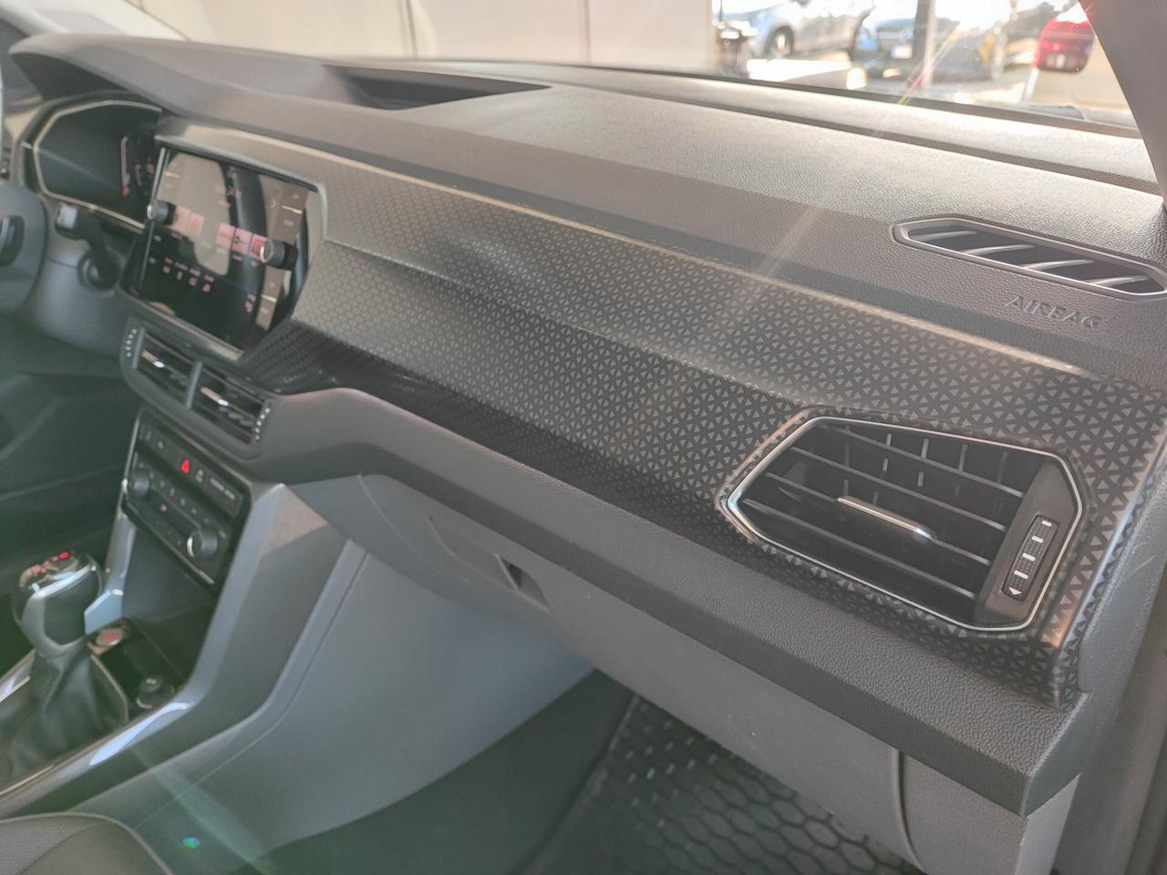 Volkswagen T-Cross 1.6 TDI DSG SCR Advanced BMT