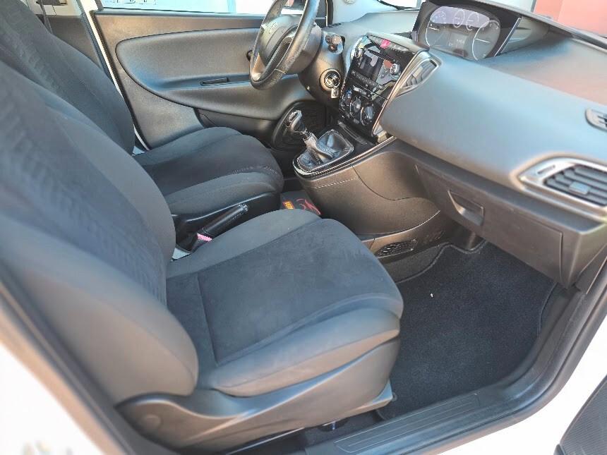 Lancia Ypsilon 1.3 MJT 16V 95 CV 5 porte S&S Gold