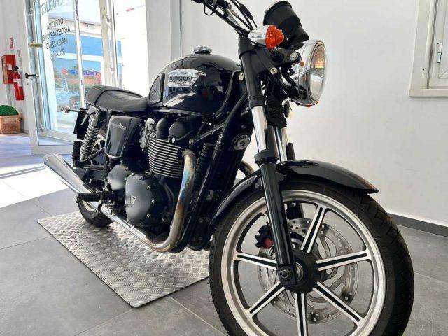 TRIUMPH Bonneville 900 - 900