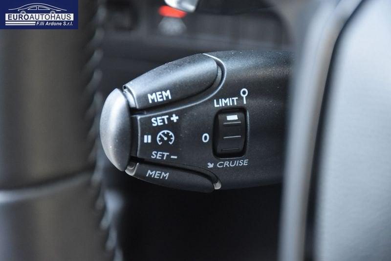 Peugeot 2008 BlueHDi 130 EAT8 Allure Pack S/S aut.