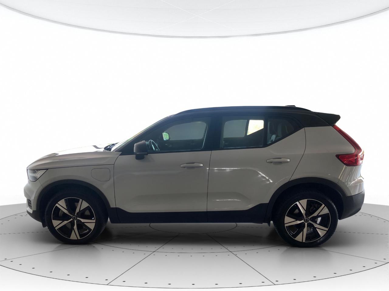 VOLVO XC40 1.5 t5 phev R-design auto