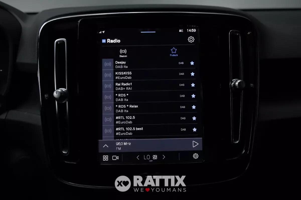 Volvo XC40 motore elettrico 175kW Recharge Pure Plus Auto