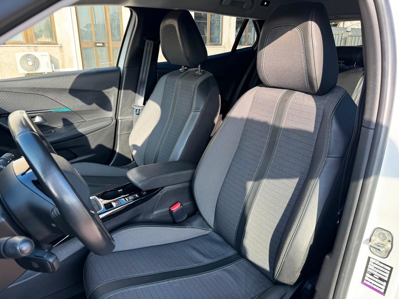 Peugeot 2008 1.5 110cv Allure Pack | PREZZO PROMO