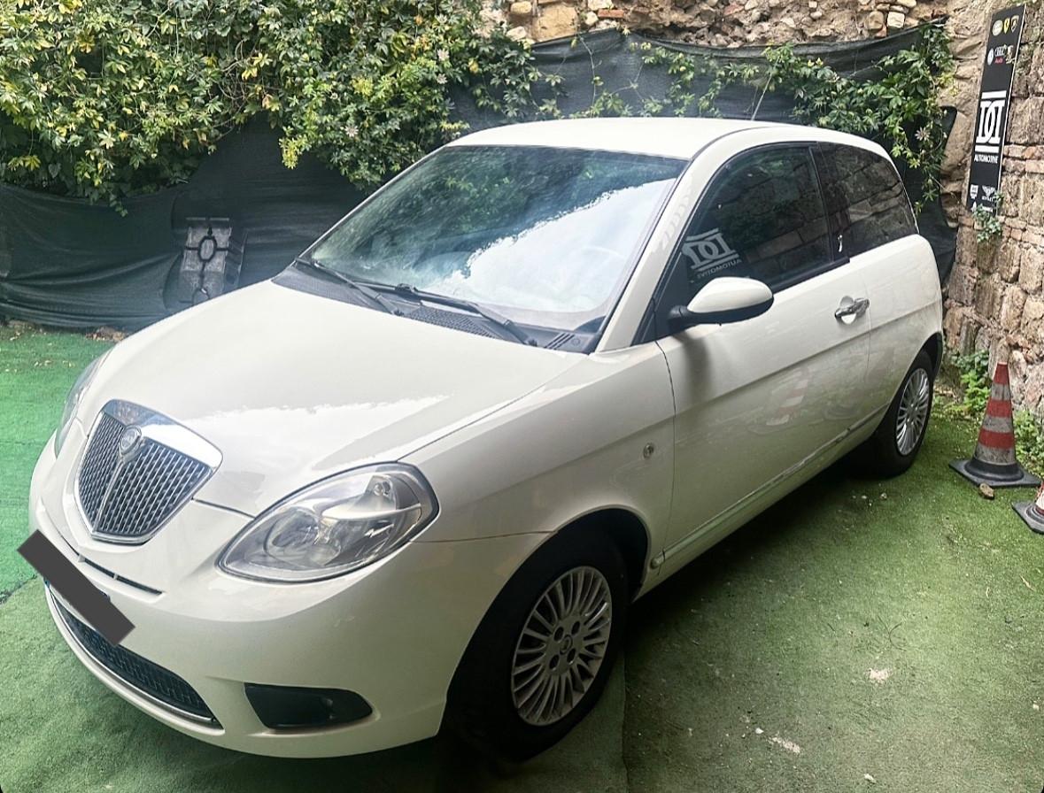 Lancia Ypsilon 1.2 Argento/ RATE / FINANZIAMENTI