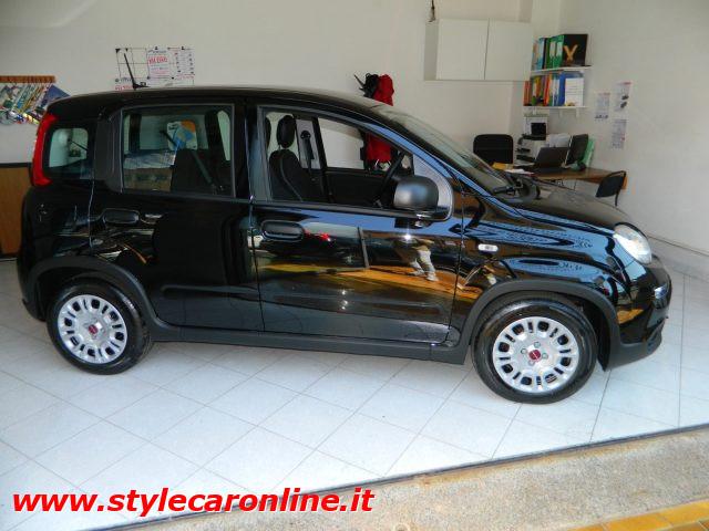 FIAT Panda 1.0 IBRIDA 70CV- NUOVA ITALIANA