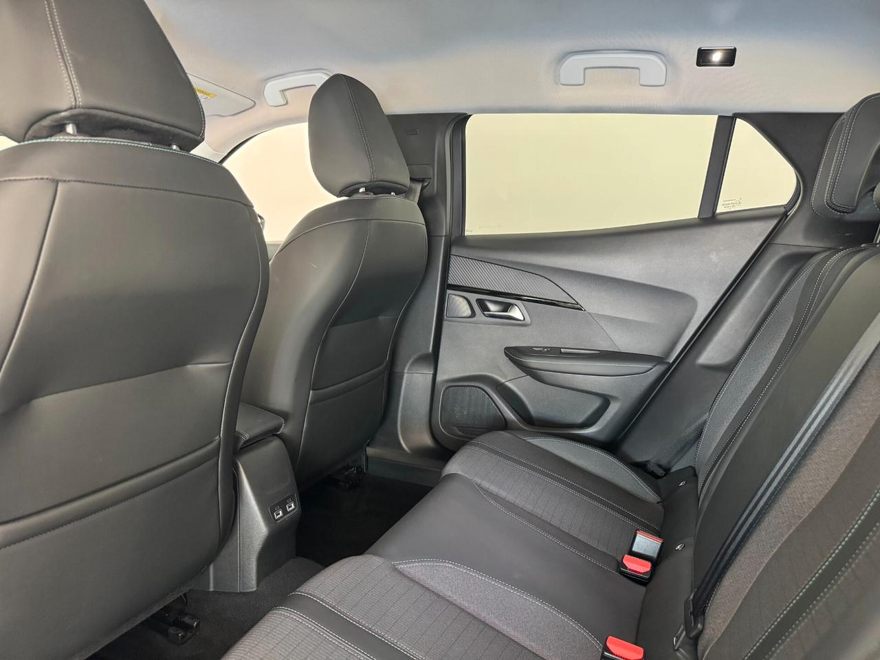 Peugeot 2008 1.5 BLUEHDI 110 ALLURE PACK