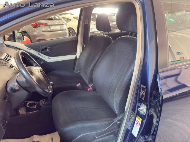 TOYOTA Yaris 1.3 5 porte Luna ADATTA A NEOPATENTATI