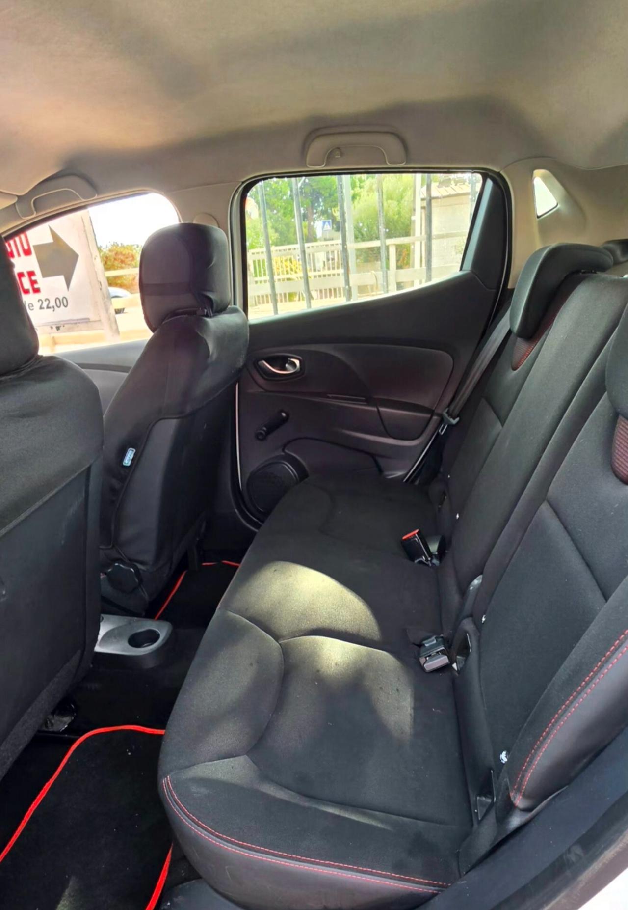 Renault Clio 1.5 dCi 8V 75CV 5 porte Autoscuola